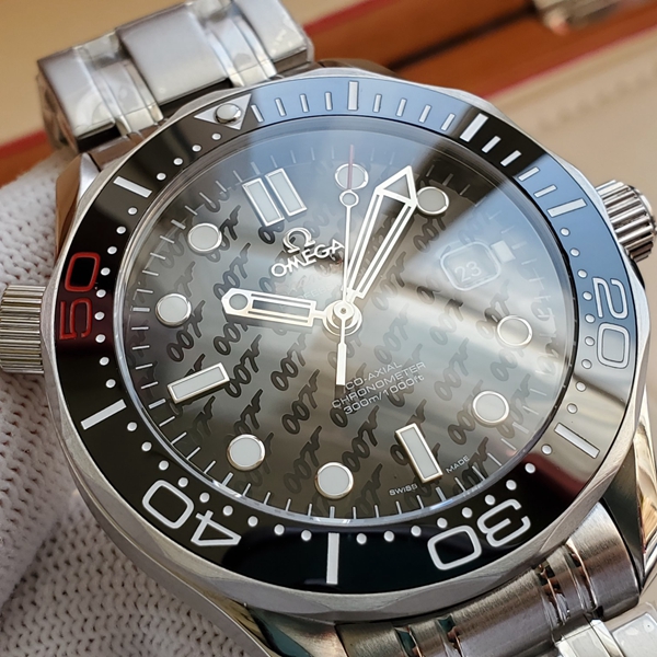 オメガ時計内部構造